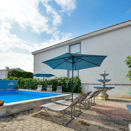 Lamesic-2 Apartamento Vir